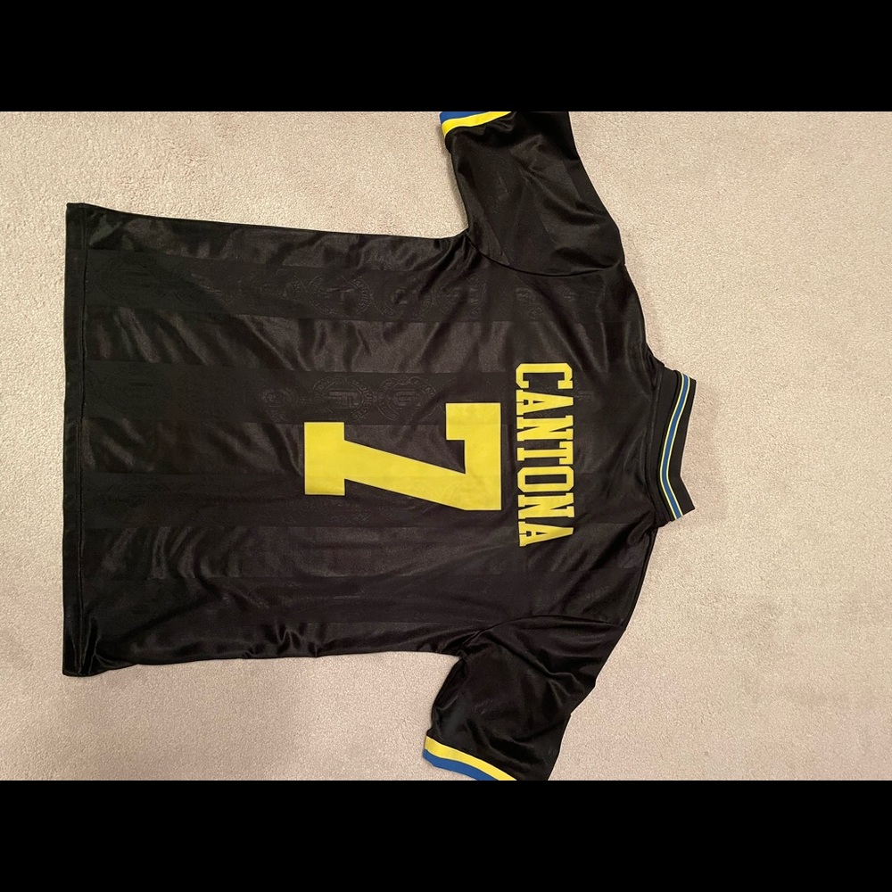 Manchester United Umbro black third jersey Eric Cantona size large